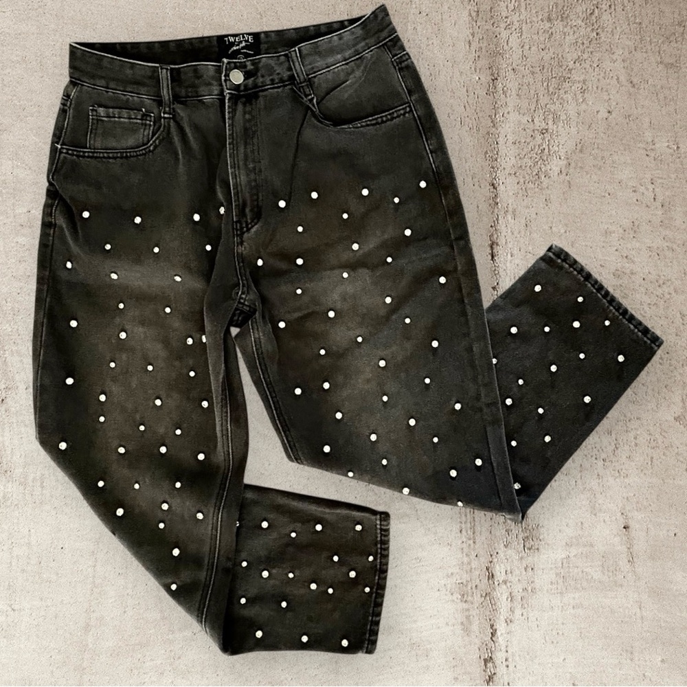👀HOST PICK👀 NWT On Twelfth Embellished Cropped Jeans